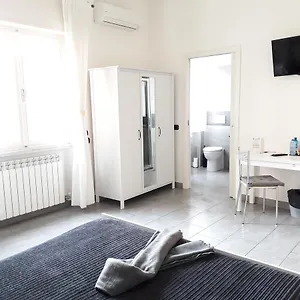 Delfo Pensjonat Piza
